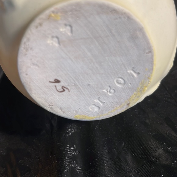 Vases, Sugar Bowls, 2 Each Antique EUC - Picture 4 of 7